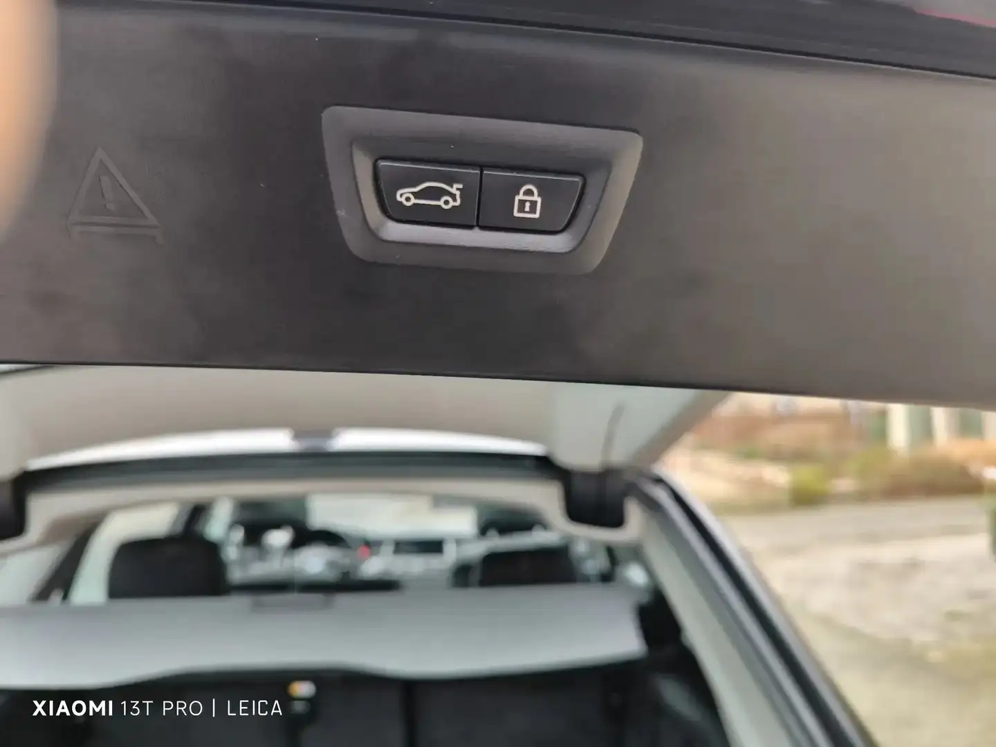 BMW 518 518d Touring Luxury Line Šedá - 2