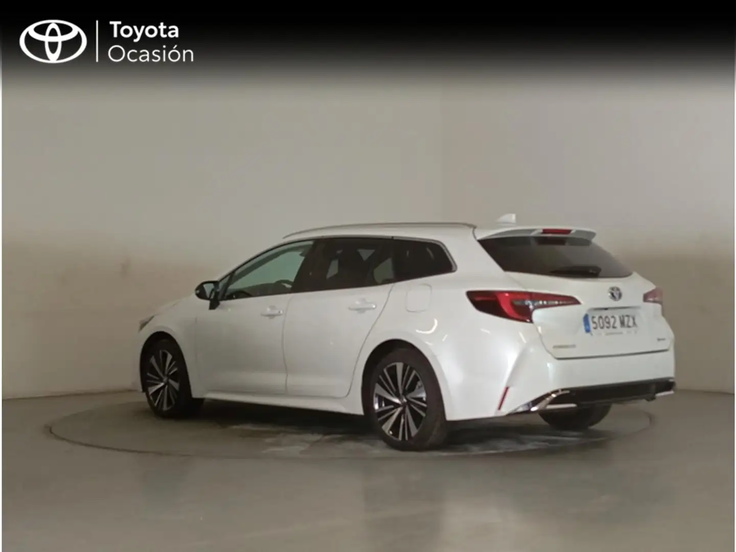 Toyota Corolla Touring Sports 200H Style Wit - 2