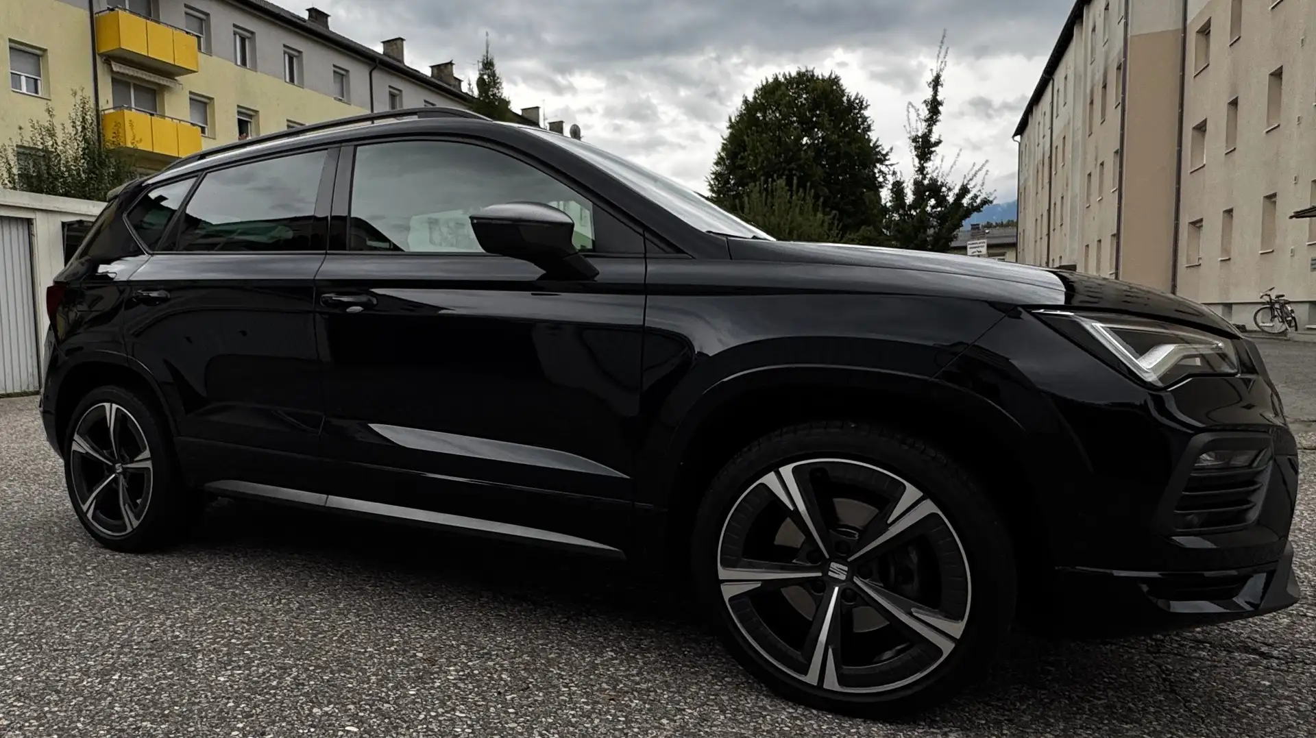 SEAT Ateca Ateca 1,5 FR ACT TSI DSG FR Schwarz - 2