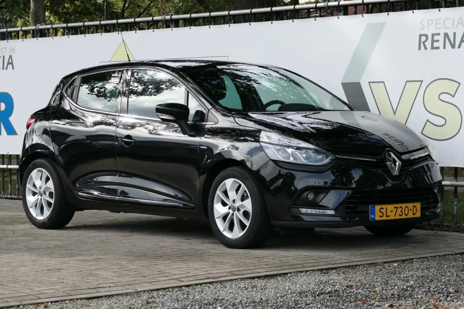 Renault Clio TCe 90 Limited Zwart - 1