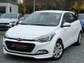 Hyundai i20 1.2i/GARANTIE 12MOIS Blanc - thumbnail 1