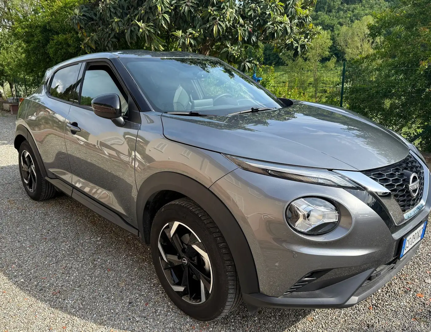 Nissan Juke Juke 1.0 dig-t N-Connecta 114cv Grigio - 2