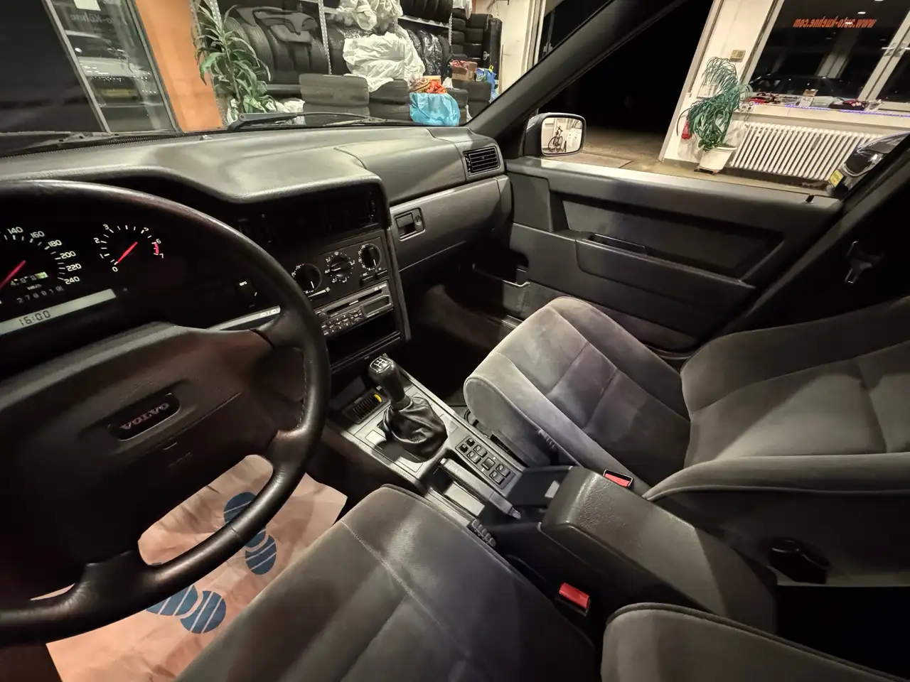 Volvo 850 GLE 2,4i 2x Komfort Klimaautomatik,Tempomat, ZV mit FUNK FB, Servo, 4x Airbags,TÜV Neu! TOP Oldtimer., foto 12