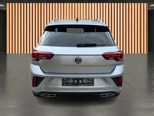 Volkswagen T-Roc view 21