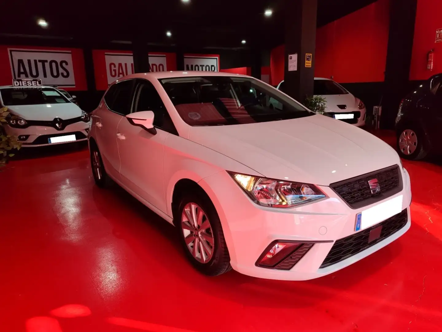 SEAT Ibiza 1.0 TSI S&S Style 115 Weiß - 2