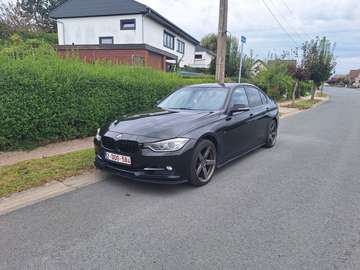 328i