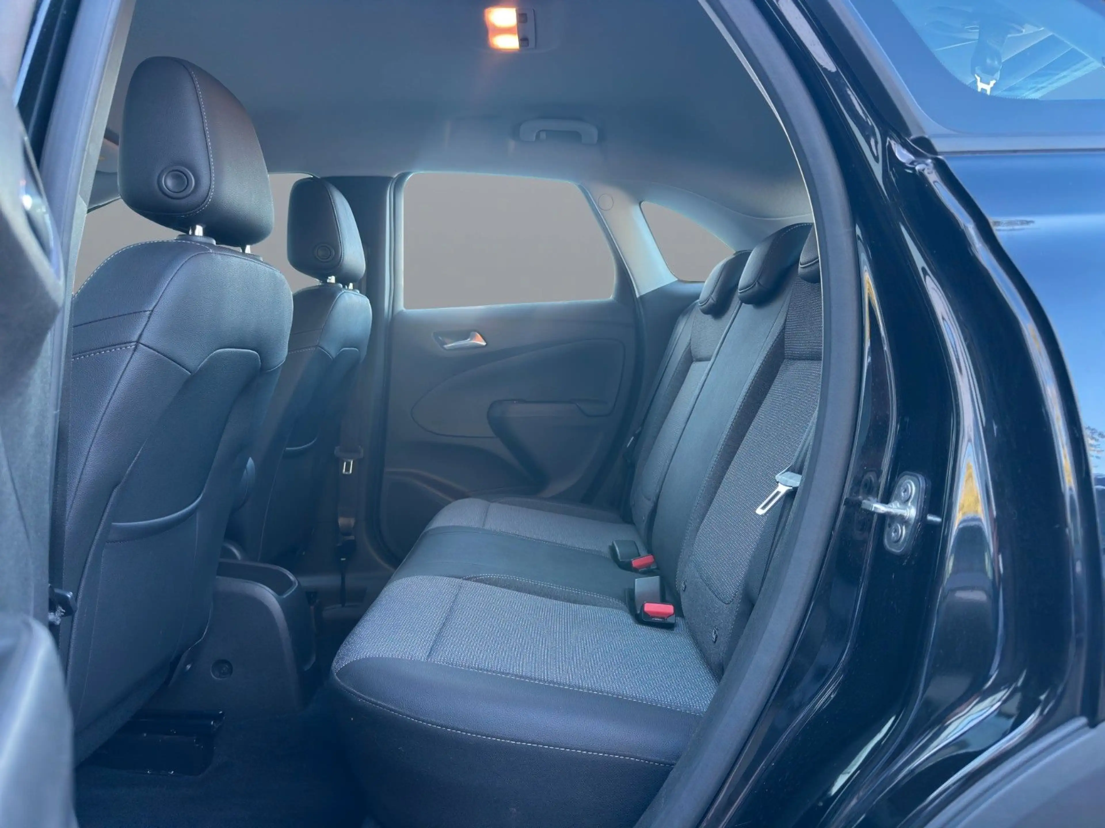 Opel Crossland X Crossland "Business Elegance" Automatik/Navi/LED — photo 18