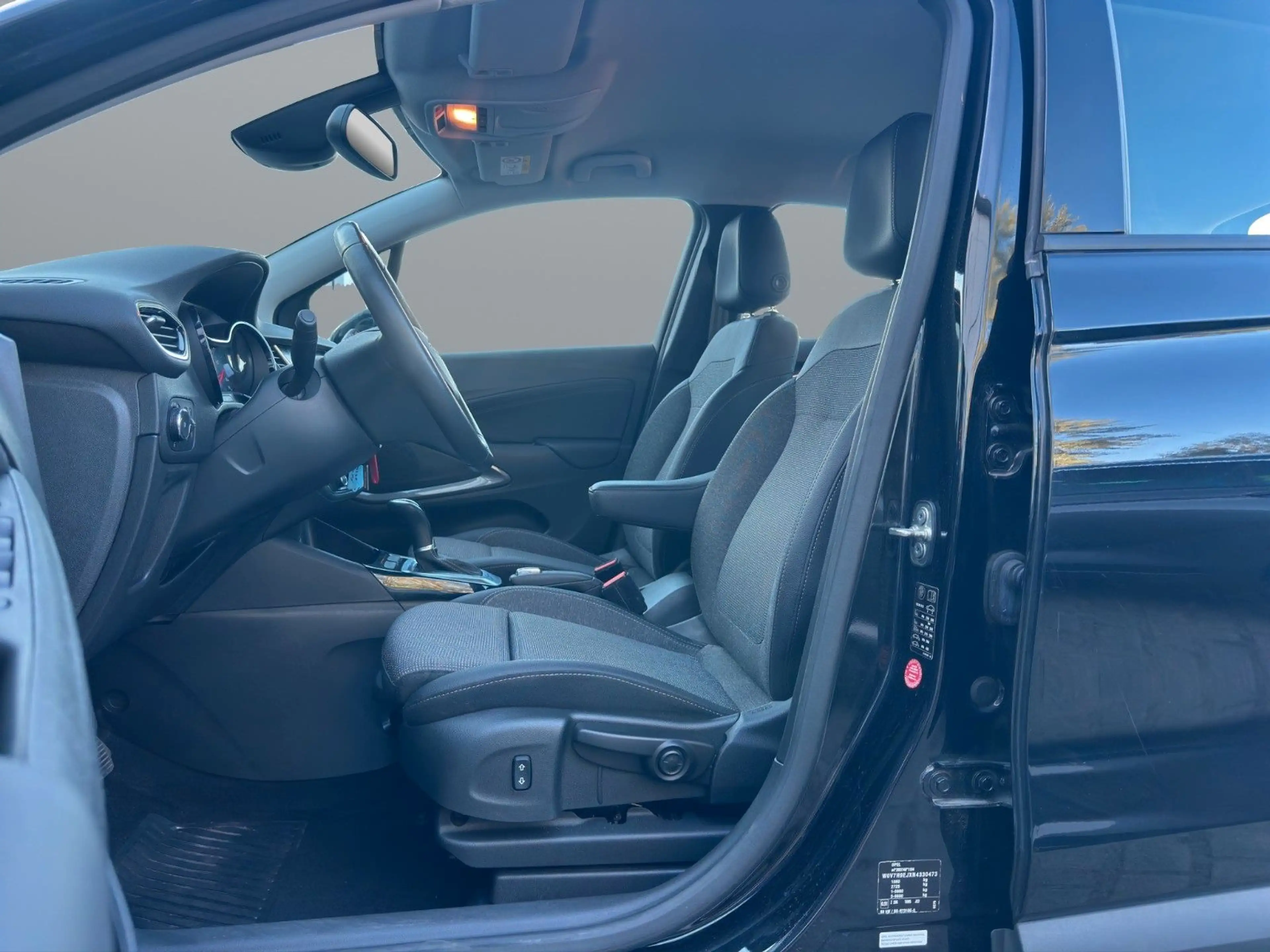 Opel Crossland X Crossland "Business Elegance" Automatik/Navi/LED — photo 17