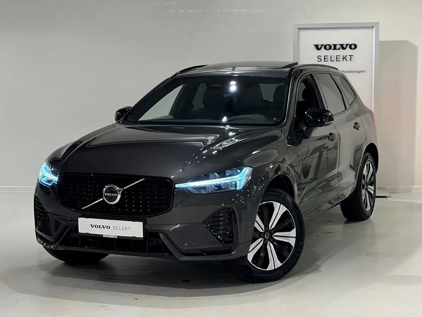 Volvo XC60 T6 Recharge Dark Plus + electr trekhaak Gris - 1