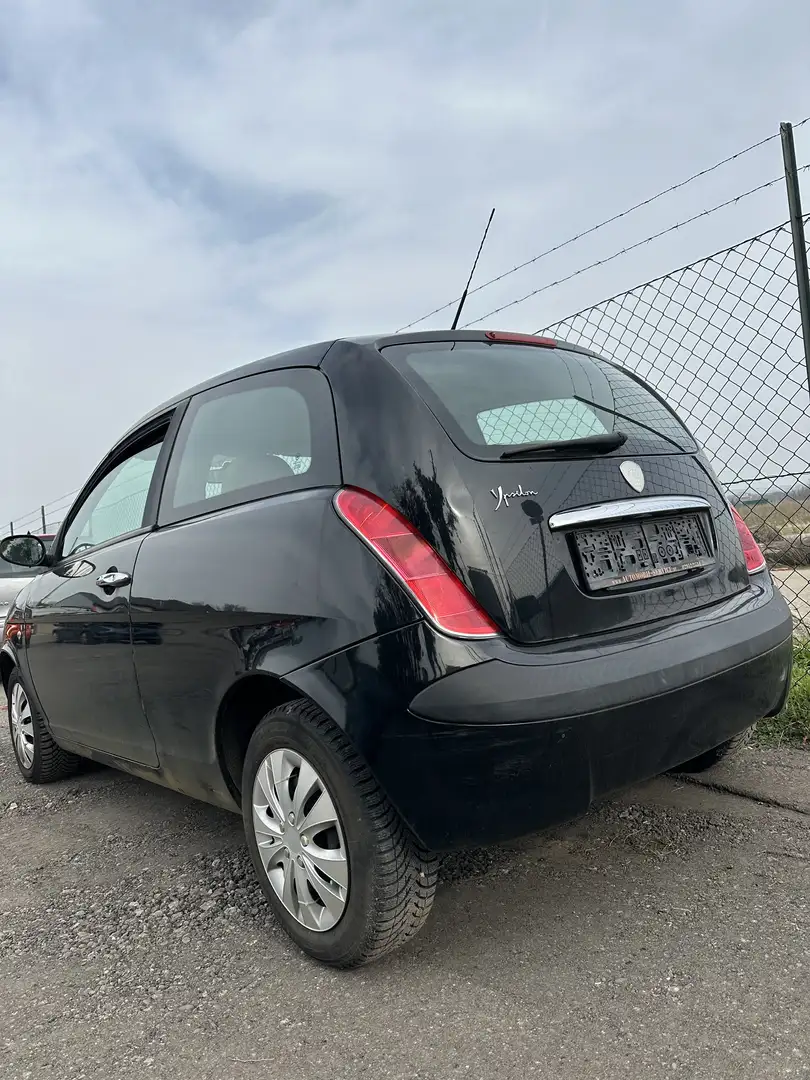 Lancia Ypsilon 1,2 - 2