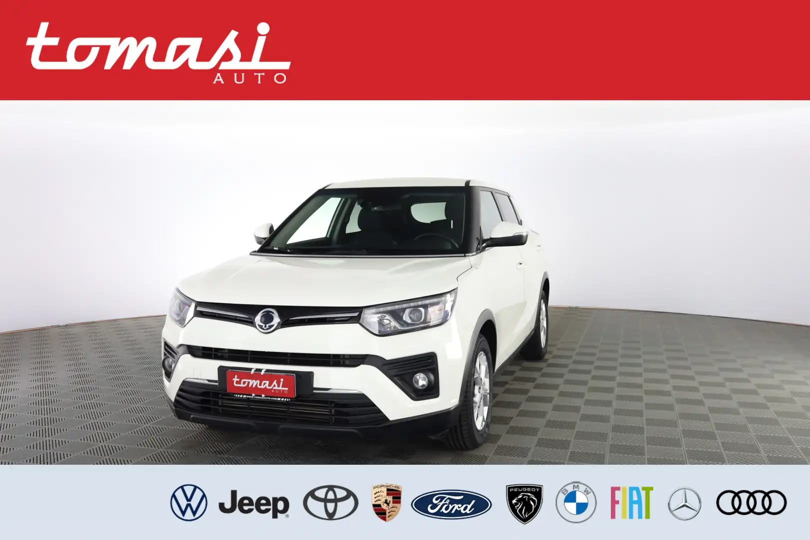 SsangYong Tivoli Tivoli 1.2 GDI Turbo 2WD Comfort White - 1