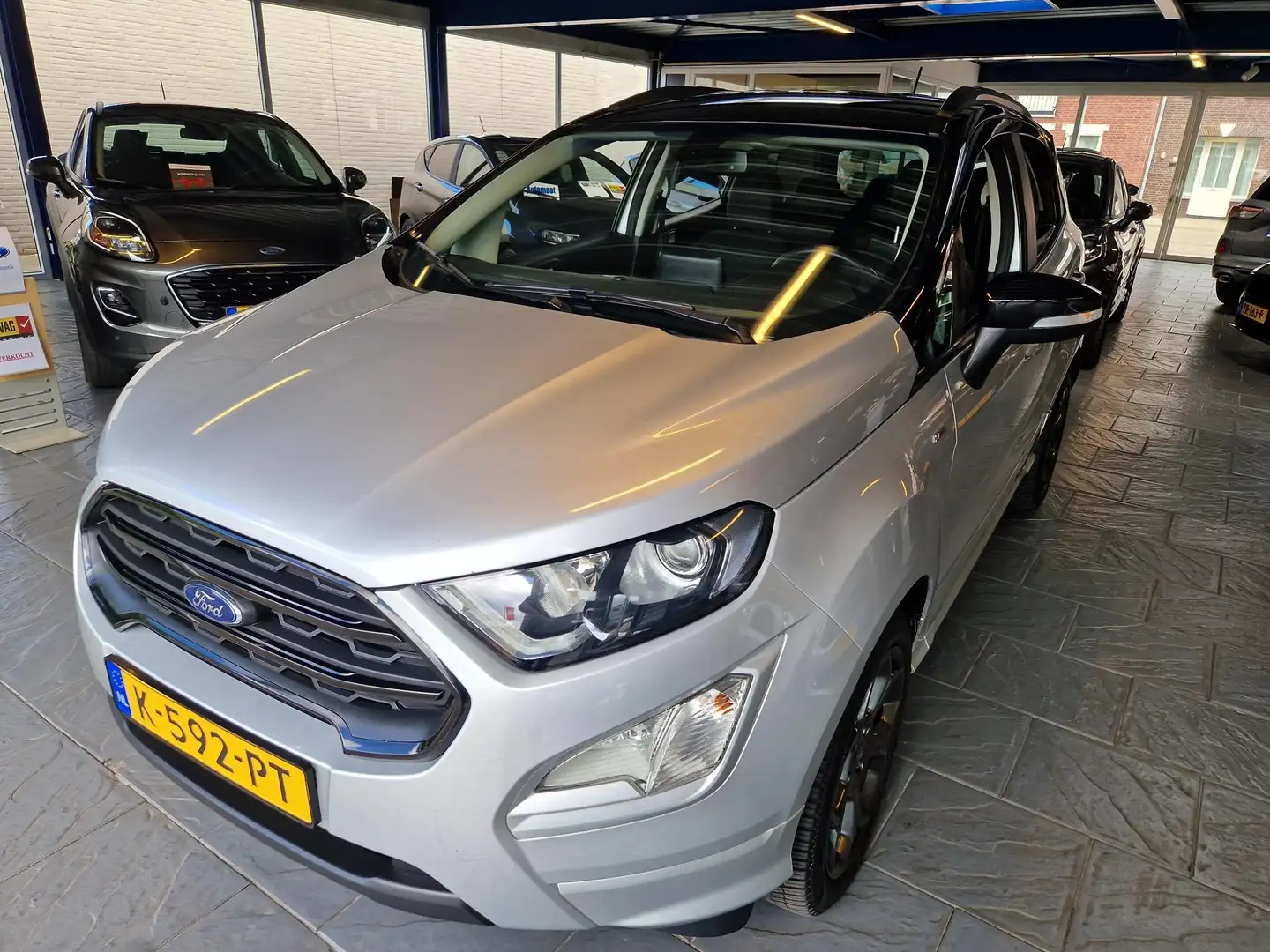 Ford EcoSport 1.0 EcoBoost ST-Line Black-Edition Gris - 2