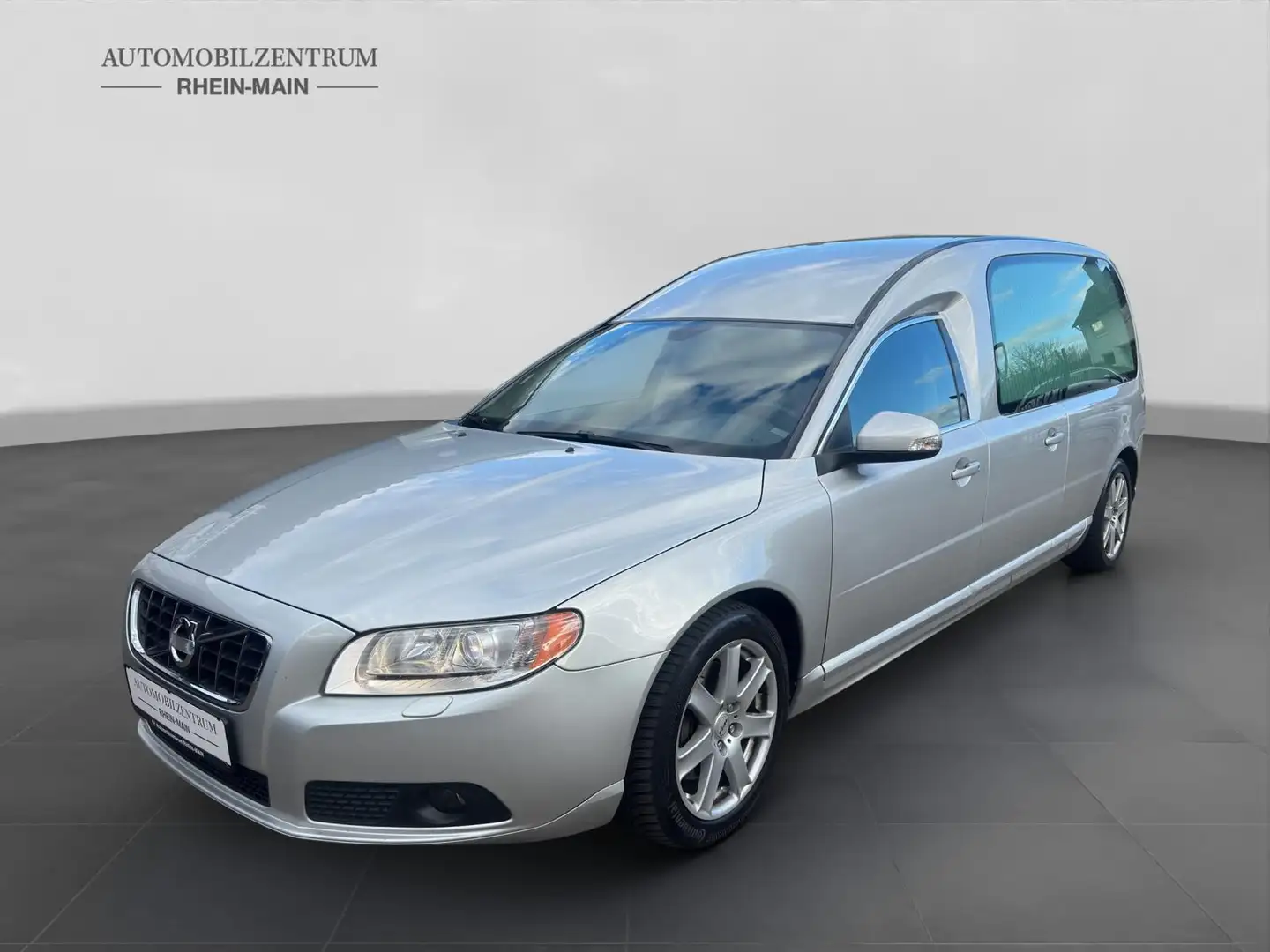 Volvo V70 Nilsson Bestattungswagen Leichenwagen PIETÄT Silber - 1