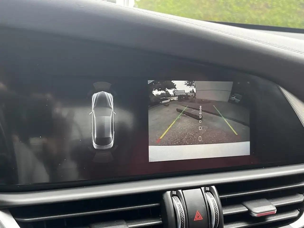 Alfa Romeo Giulia снимка Alfa Romeo Giulia