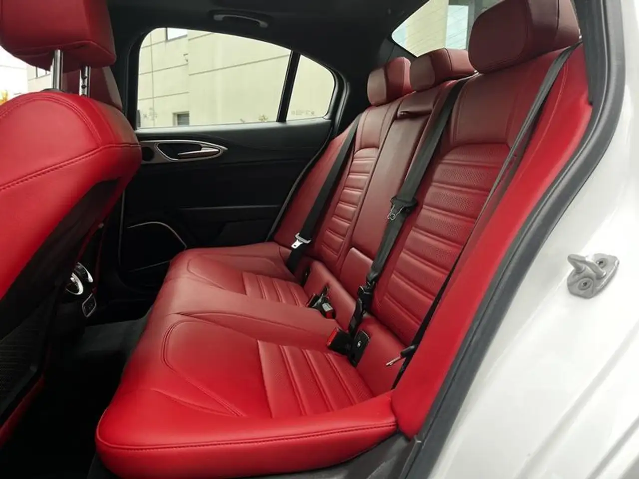 Alfa Romeo Giulia снимка Alfa Romeo Giulia