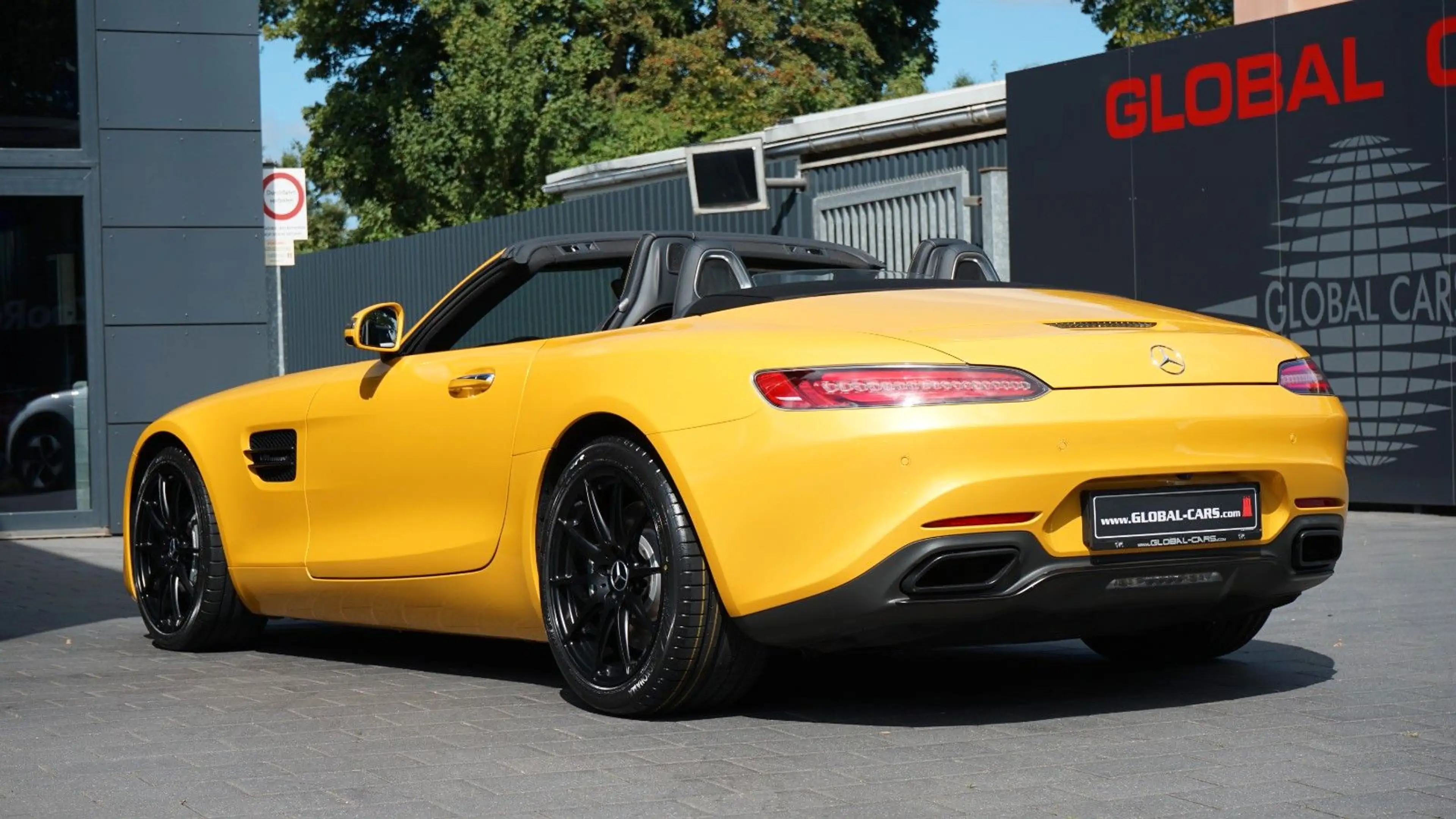Mercedes-Benz AMG GT *NIGHT*CARBON*EXCLUSIV*ACC*LED* — photo 3