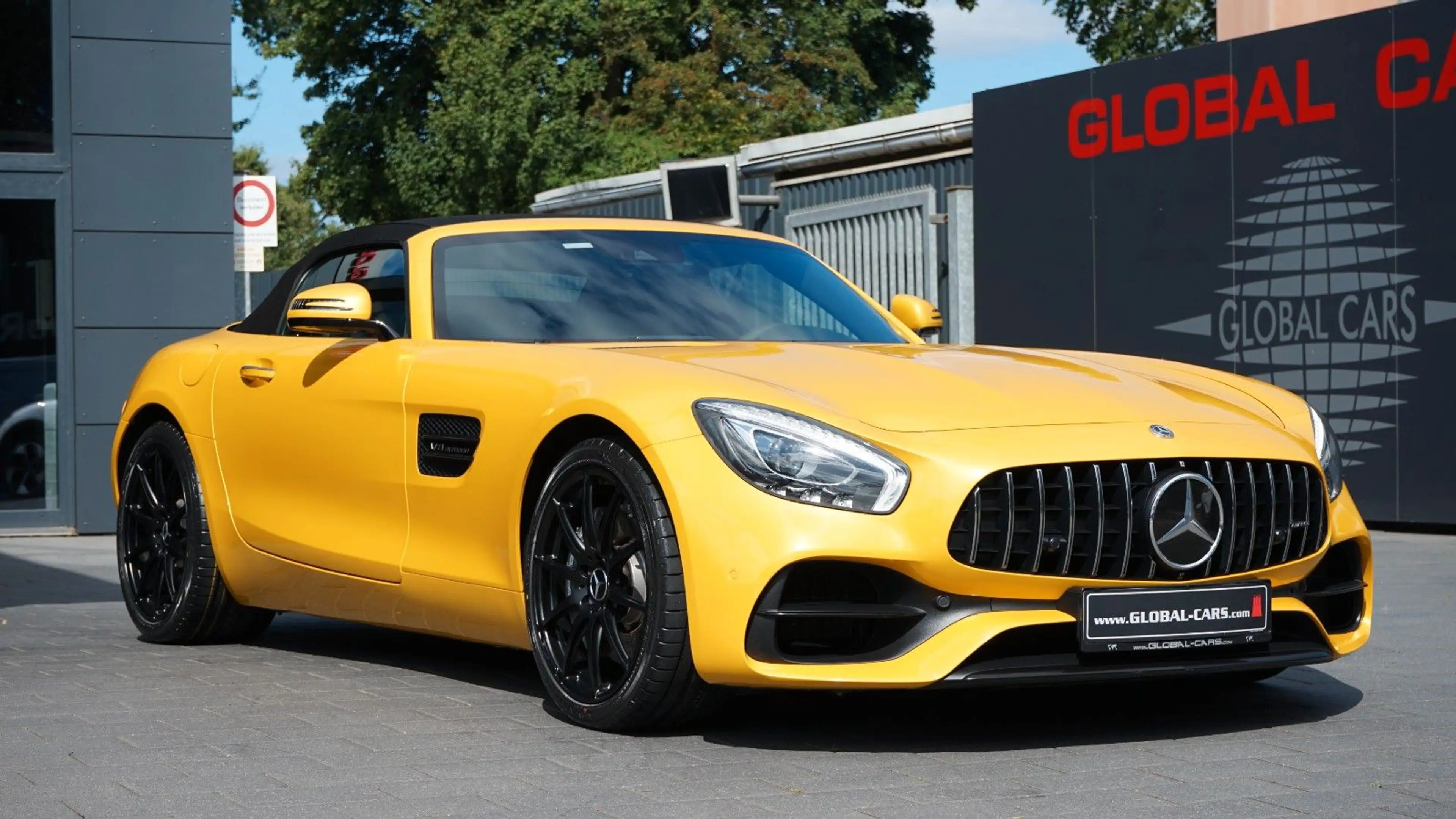 Mercedes-Benz AMG GT *NIGHT*CARBON*EXCLUSIV*ACC*LED* — photo 2