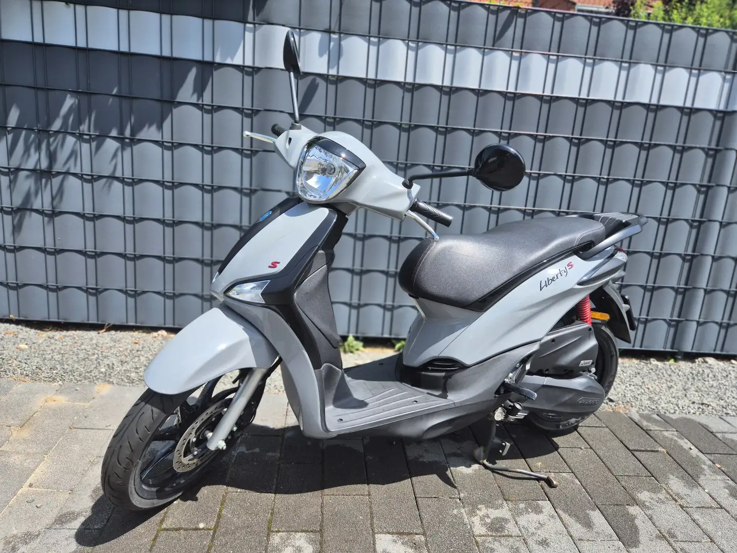 Piaggio Liberty 50 50 S E5 Sport Grau - 1
