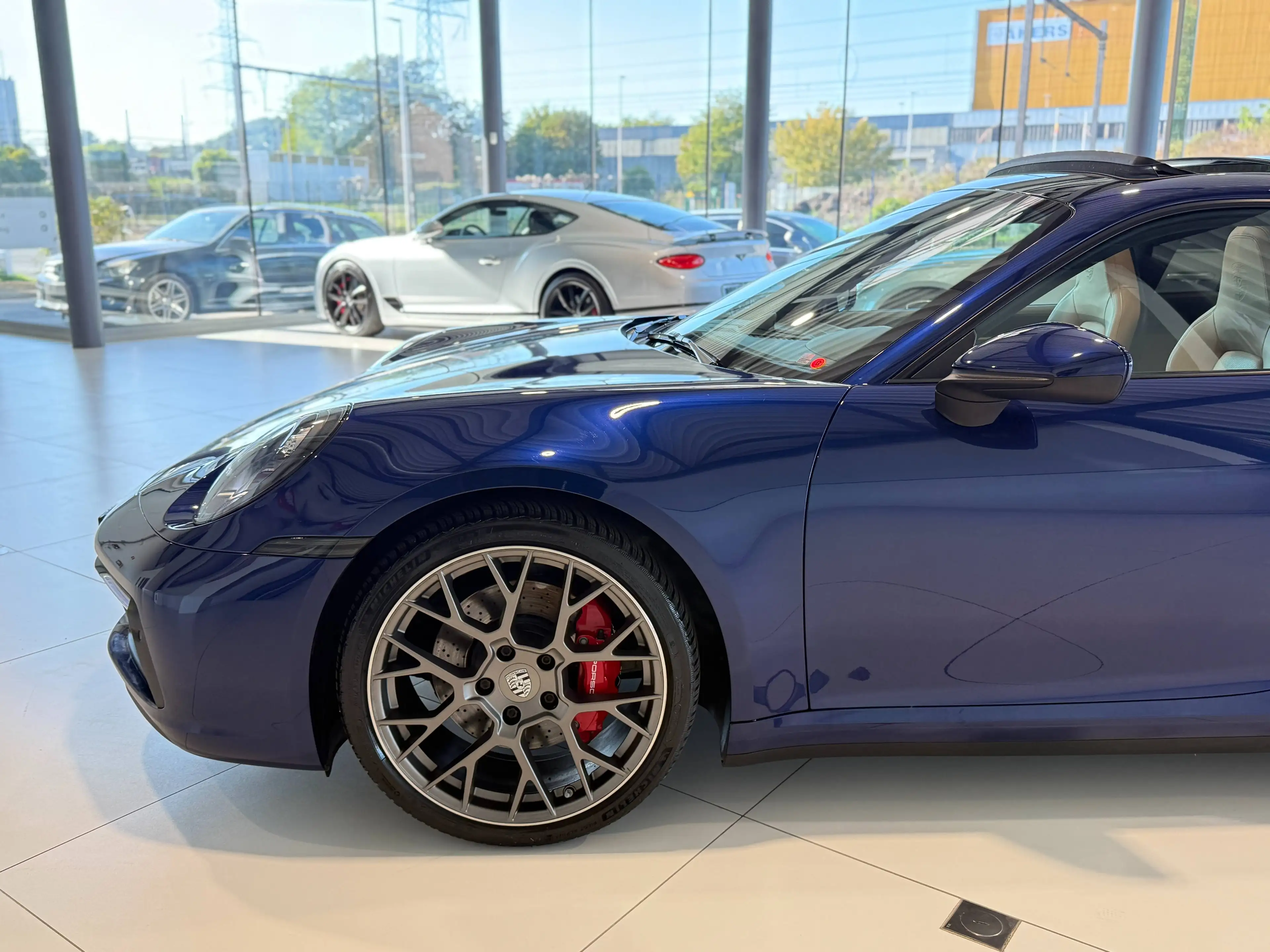 Porsche 911 911 Carrera 2S 3.0 Turbo Coupé PDK - PACK SPORT CHRONO - JANTES RS SPYDER DESIGN - — photo 9