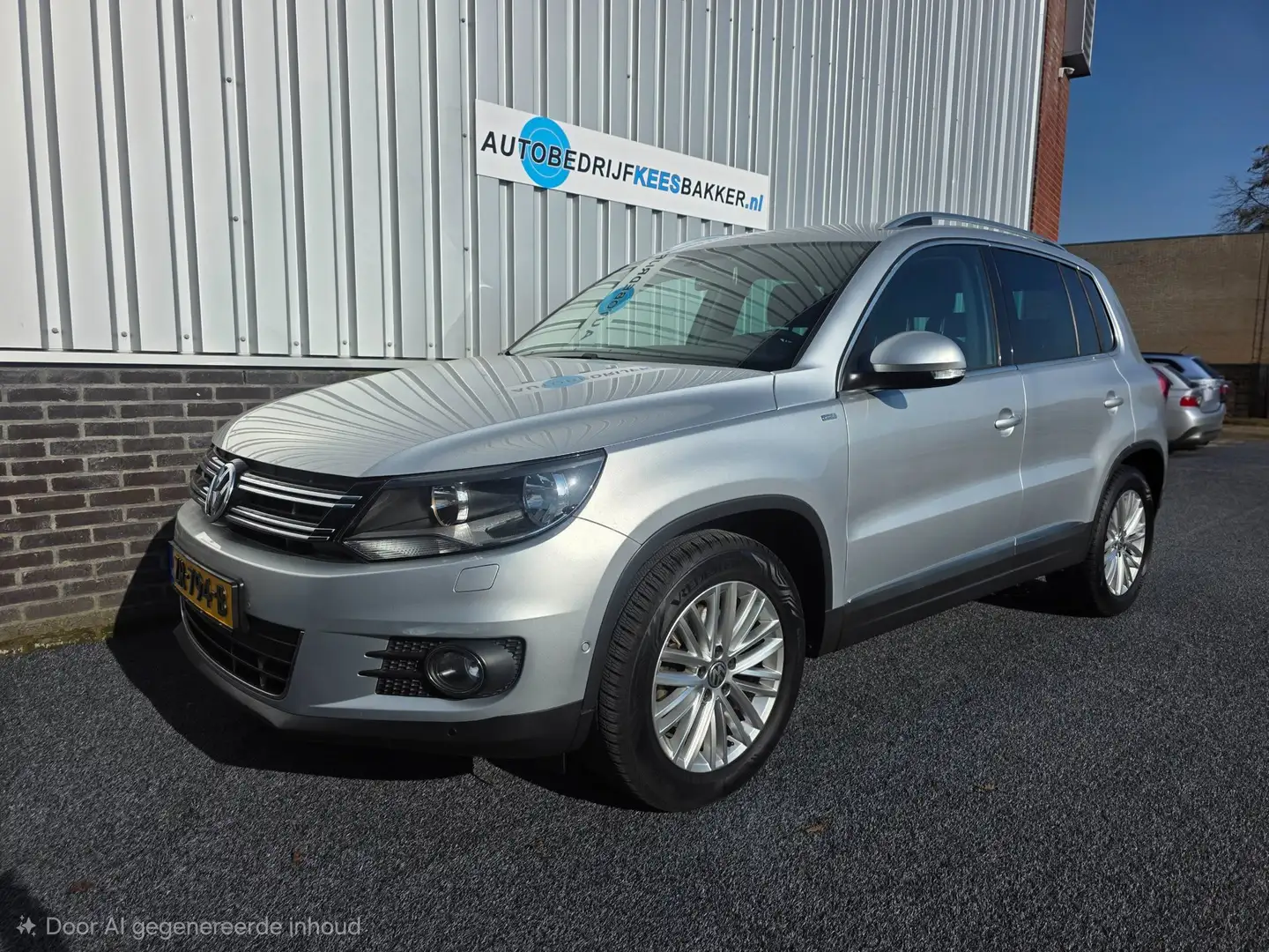 Volkswagen Tiguan 1.4 TSI Sport&Style, Trekhaak, Cruisecontrole Grau - 2