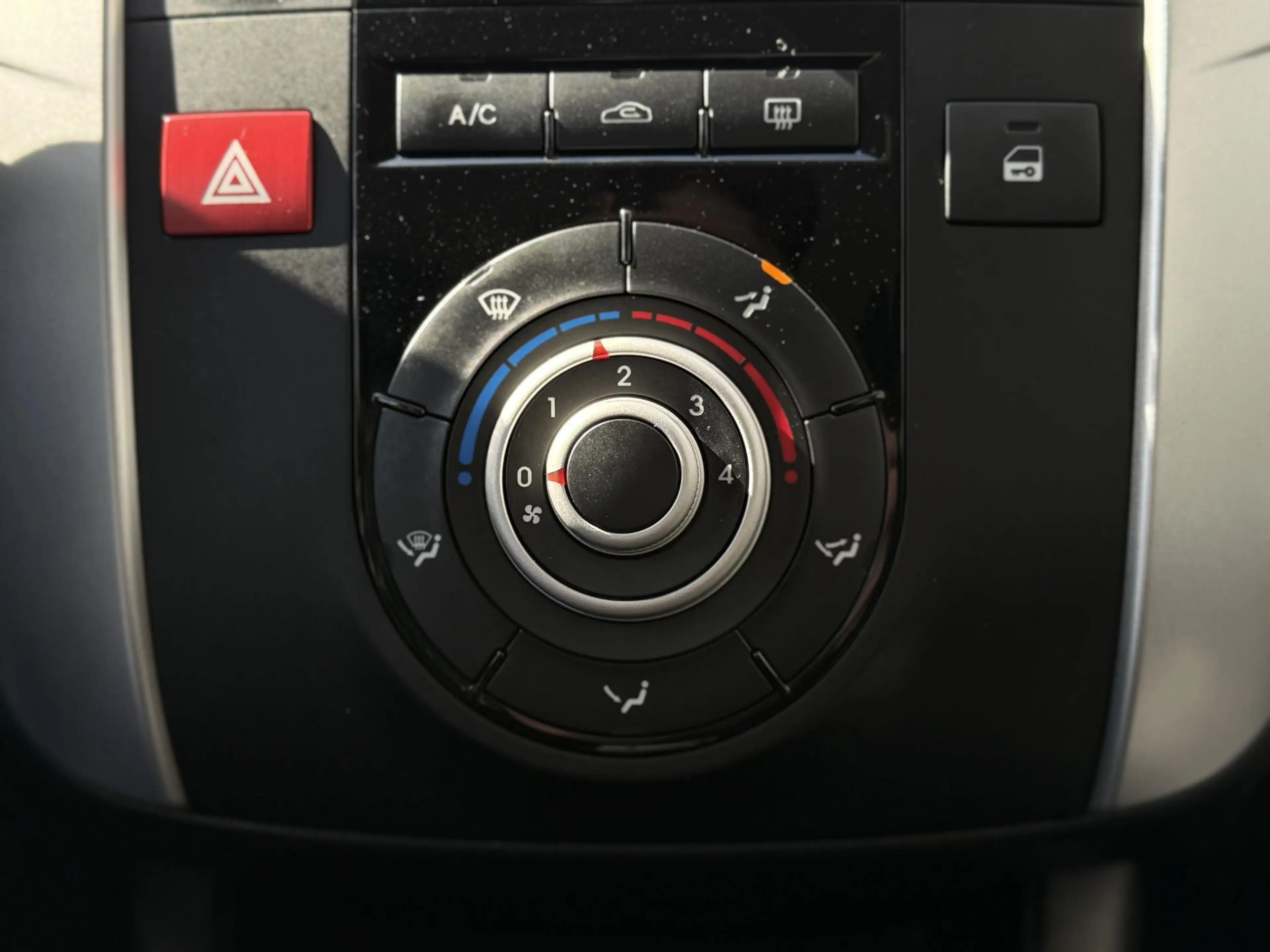 Kia Venga 1.4 CVVT X-tra l Airco l Trekhaak l — photo 11
