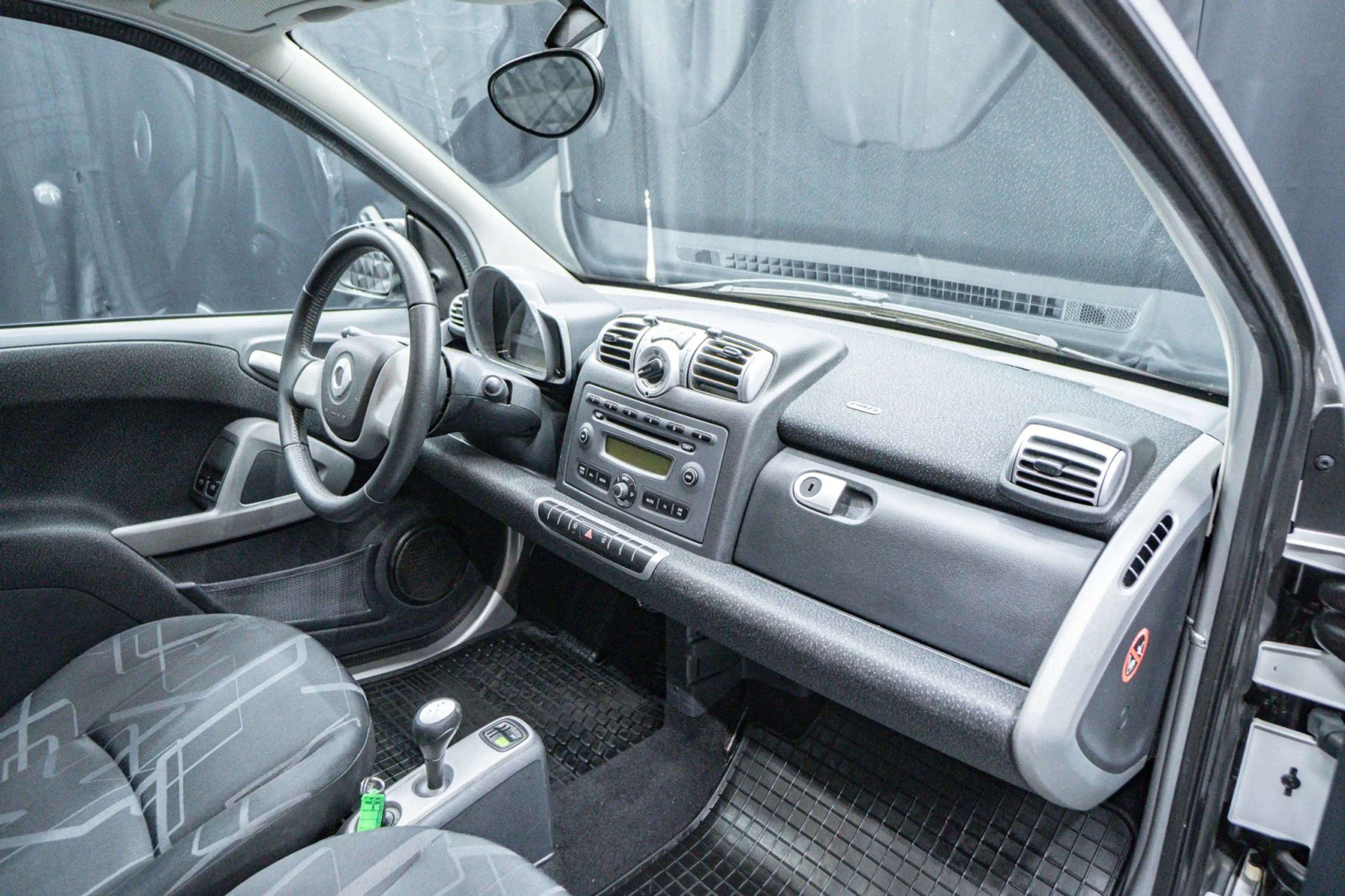 smart forTwo Passion Coupe Automatik Klima — photo 11
