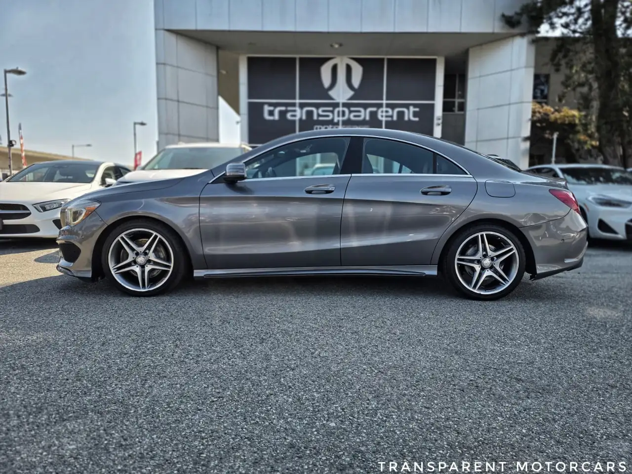 Mercedes-Benz CLA снимка Mercedes-Benz CLA