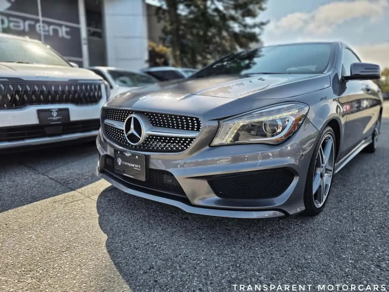 Mercedes-Benz CLA снимка Mercedes-Benz CLA