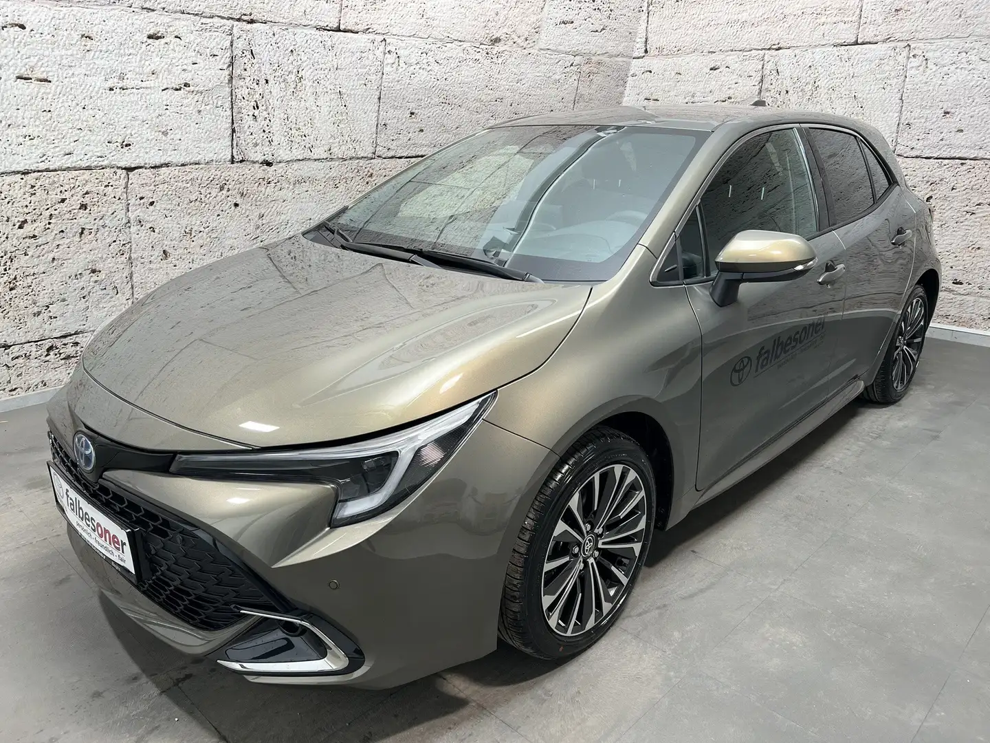 Toyota Corolla Hybrid Active Drive + Safety P. Verde - 1