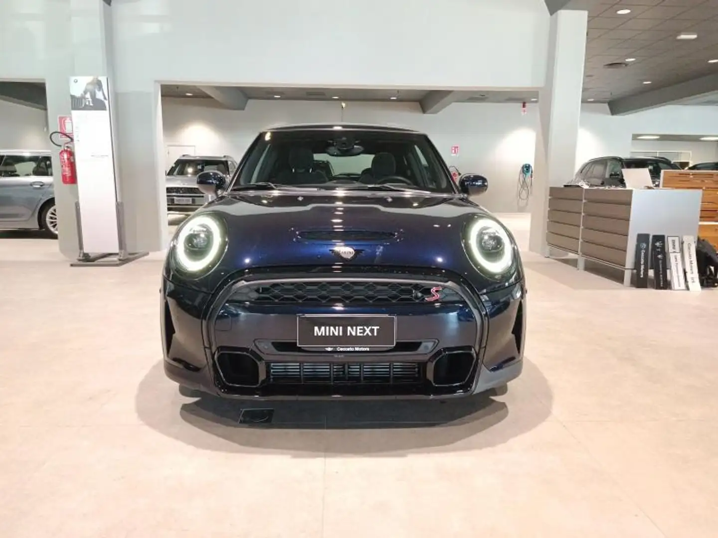 MINI Cooper S 2.0 TwinPower Turbo Cooper S Czarny - 2
