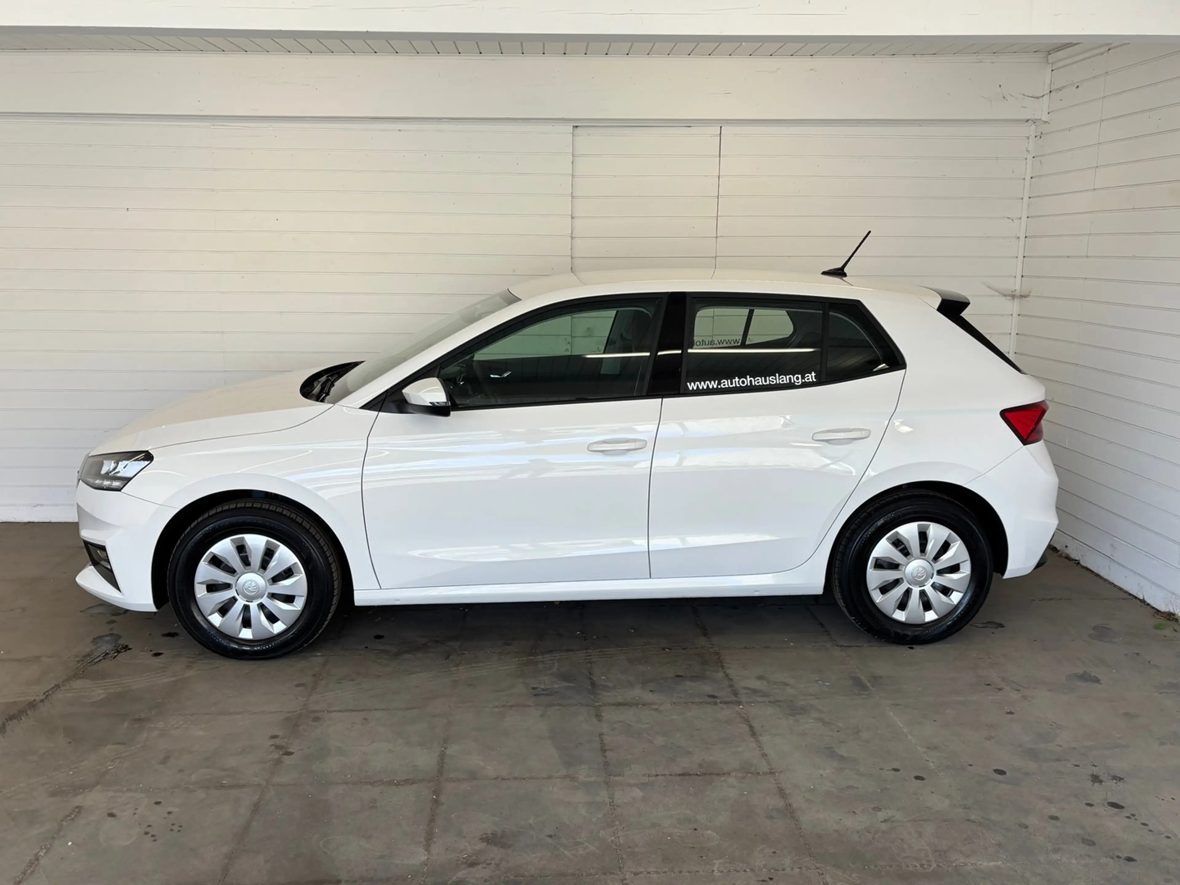 Skoda Fabia Essence — photo 3