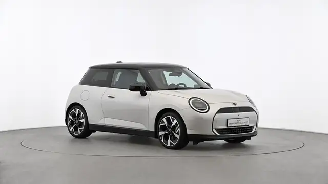 MINI Cooper E J01 HC0