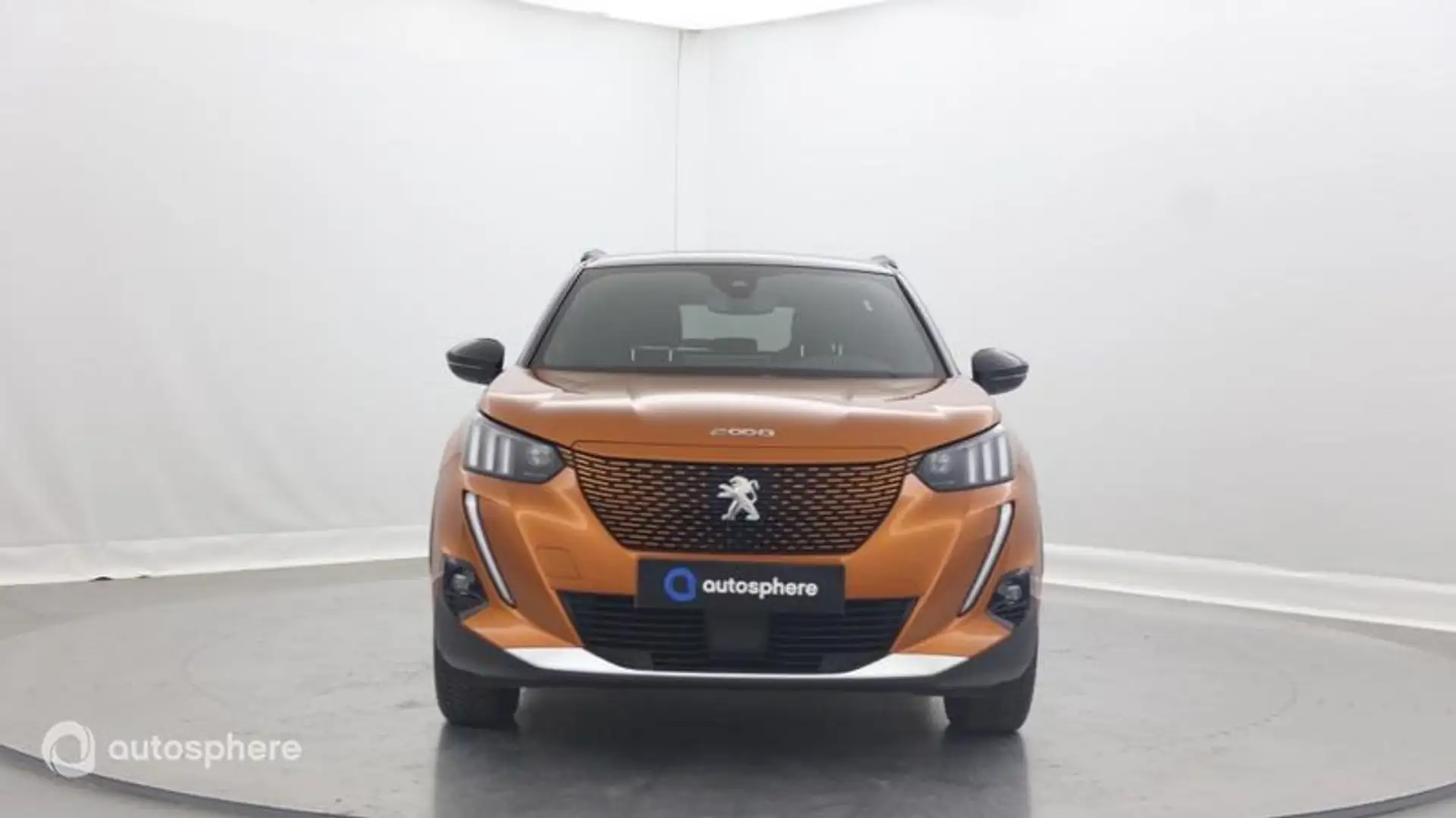 Peugeot 2008 e-2008 136ch GT - 2