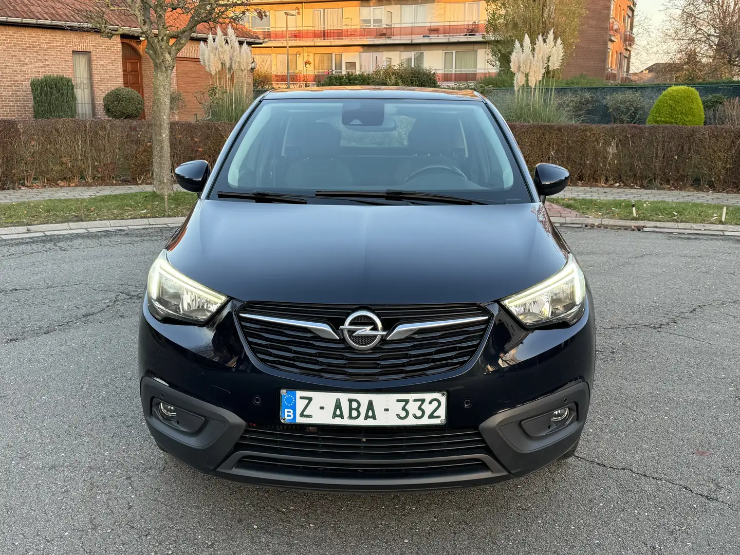 Opel Crossland X 1.2 Turbo 110 ch Business Innovation Euro 6b Noir - 2