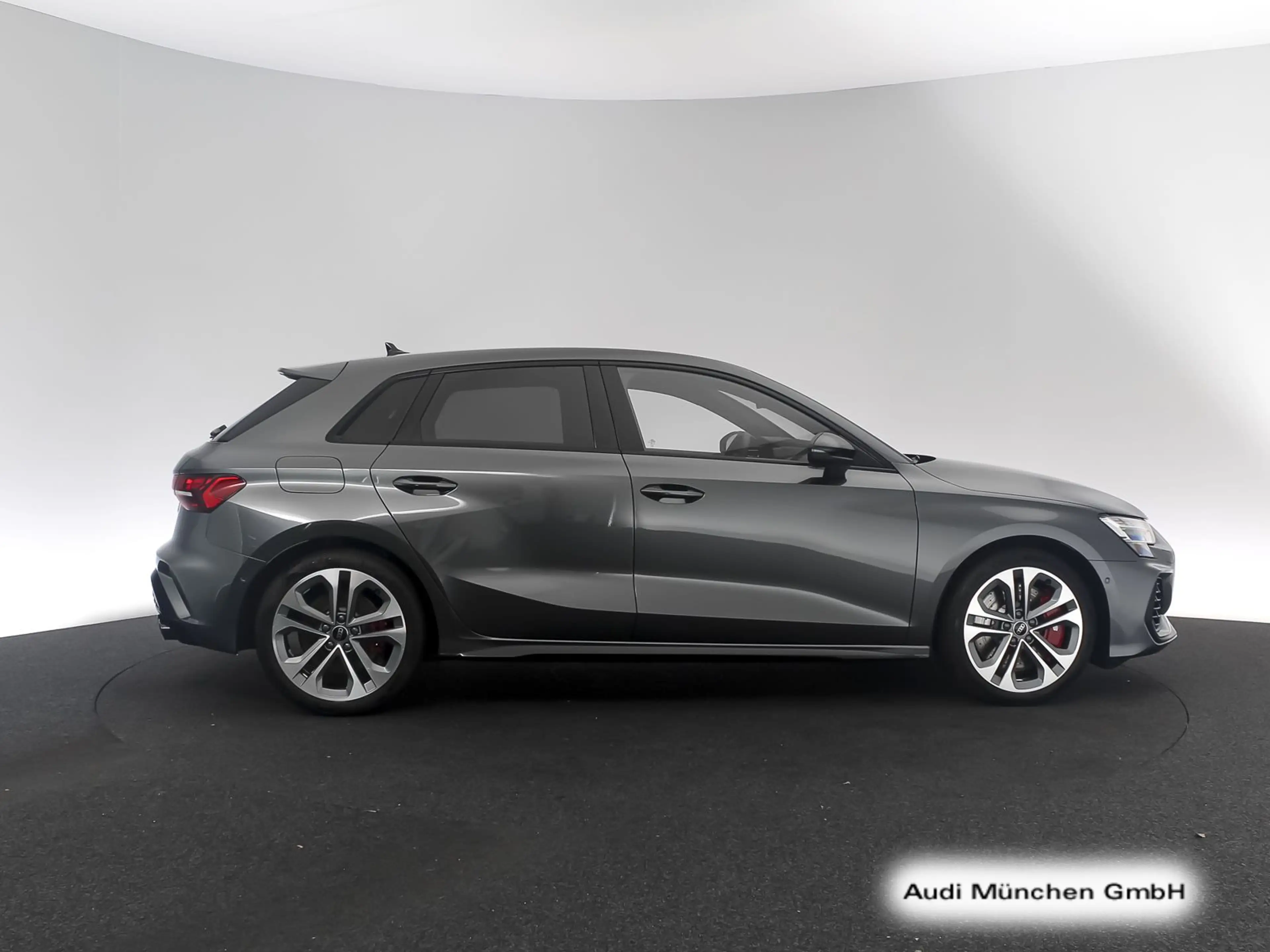 Audi S3 TFSI S tronic Matrix/Navi+ — photo 7