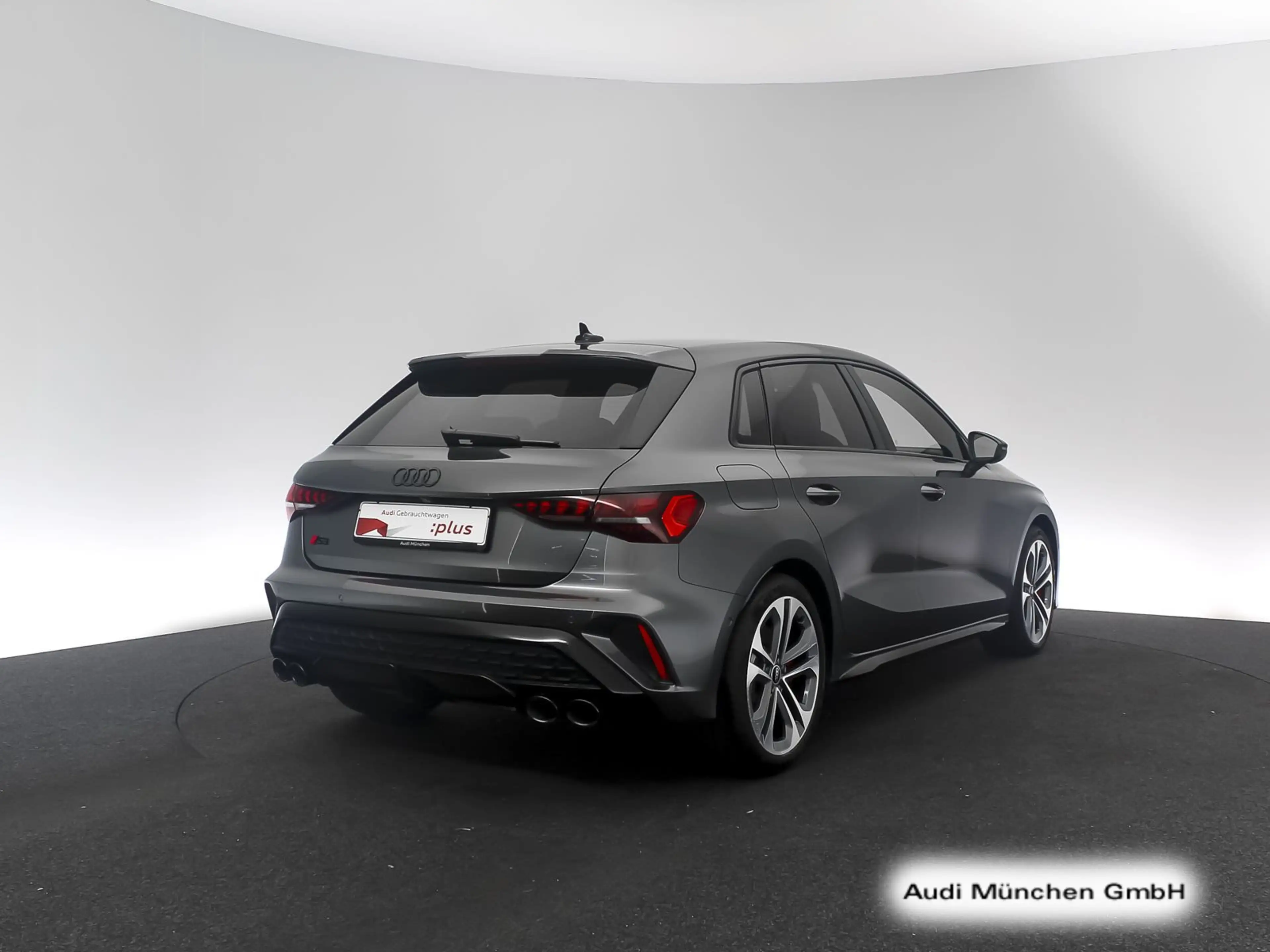 Audi S3 TFSI S tronic Matrix/Navi+ — photo 8