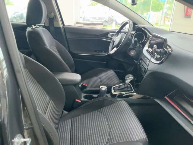 Kia Ceed / cee'd 1.5 TGDI Vision