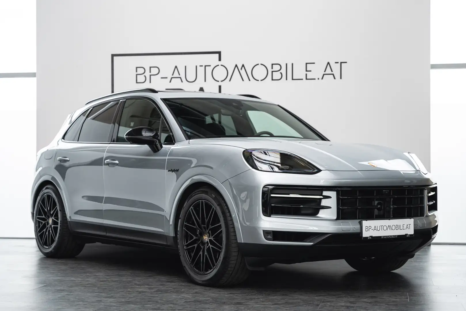 Porsche Cayenne III E-Hybrid PHEV 21,8 kWh Aut. // TOP ZUSTAND // Silber - 2