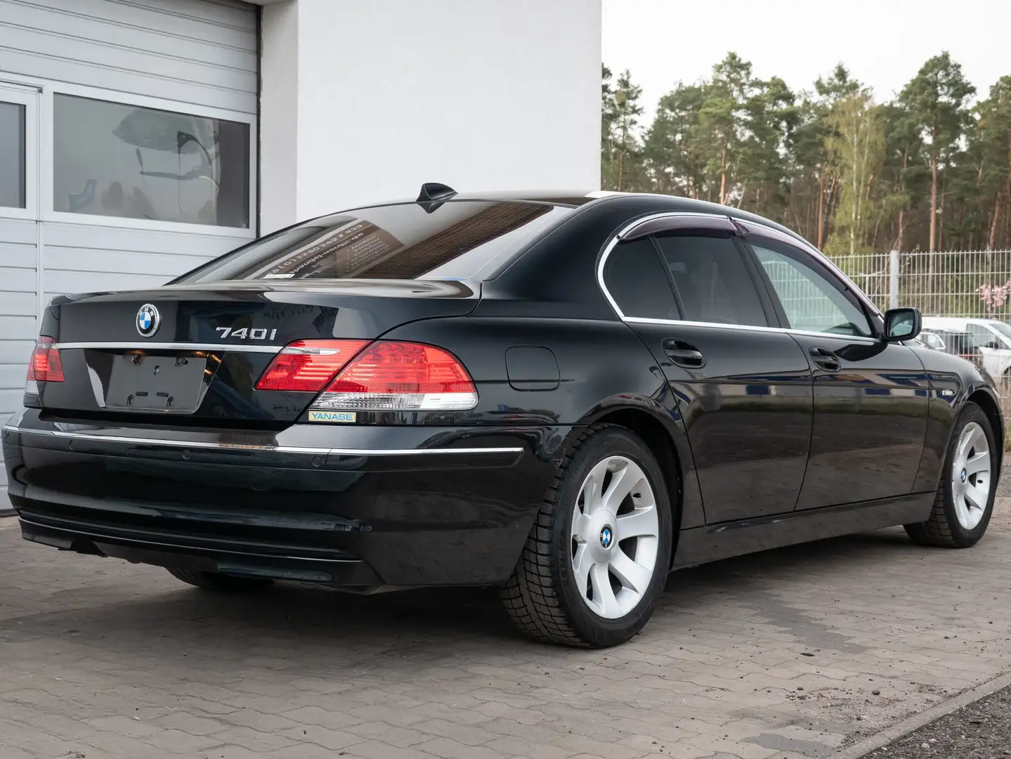 BMW 740 740i Siyah - 2