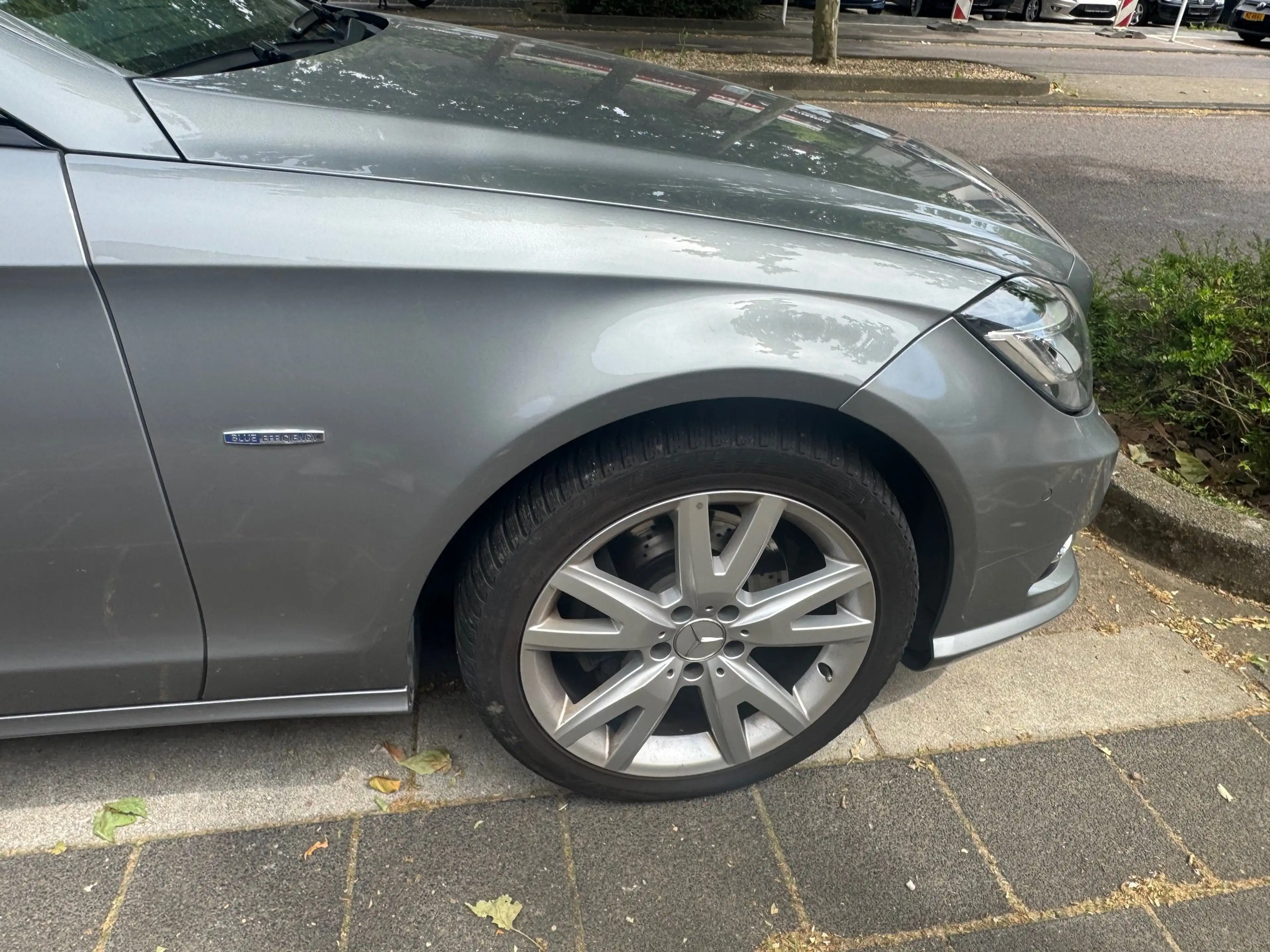 Mercedes-Benz CLS 350 CLS 350 CDI DPF 4Matic BlueEFFICIENCY 7G-TRONIC — photo 8