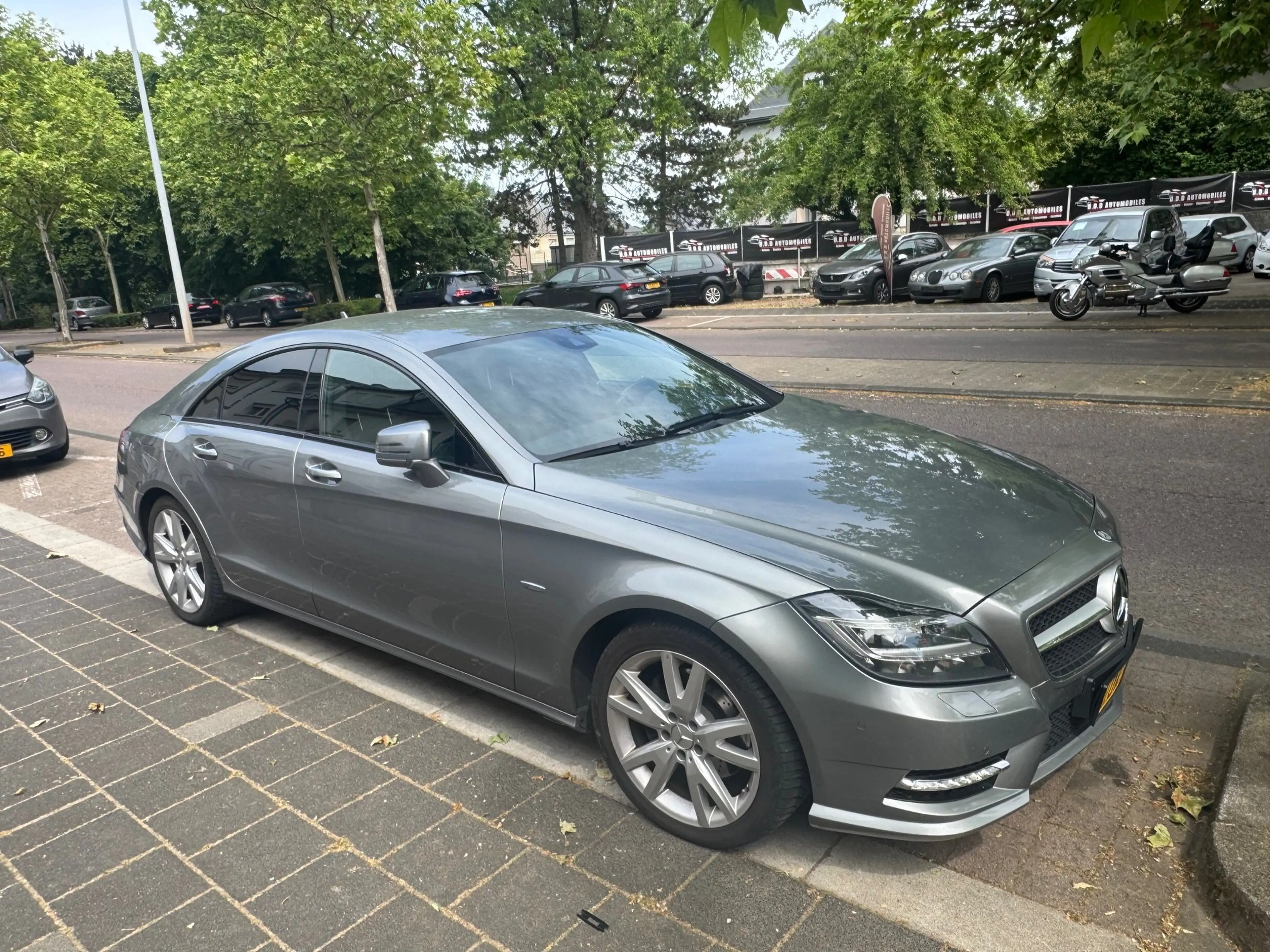 Mercedes-Benz CLS 350 CLS 350 CDI DPF 4Matic BlueEFFICIENCY 7G-TRONIC — photo 2
