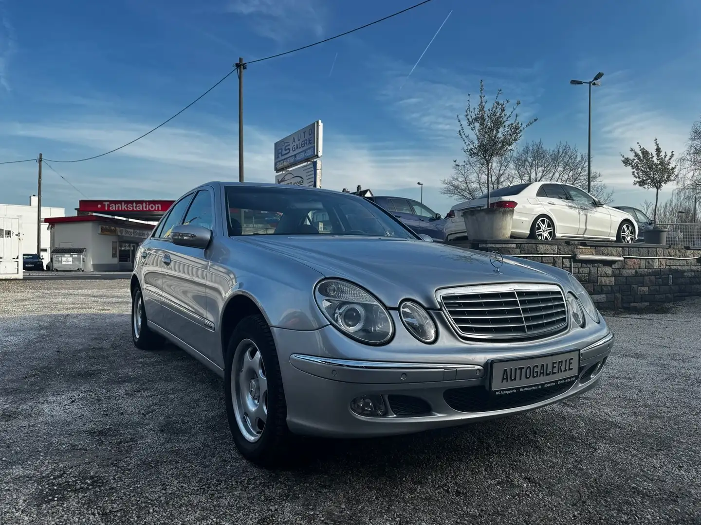 Mercedes-Benz E 220 CDI Elegance Automatik 2.Hand.! srebrna - 2