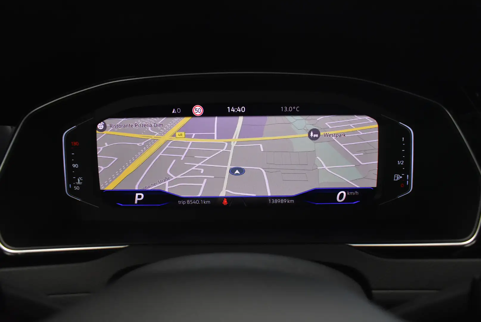 Volkswagen Passat 2.0 TDI Aut Virtual Nav LED ACC Kame AHK Noir - 1