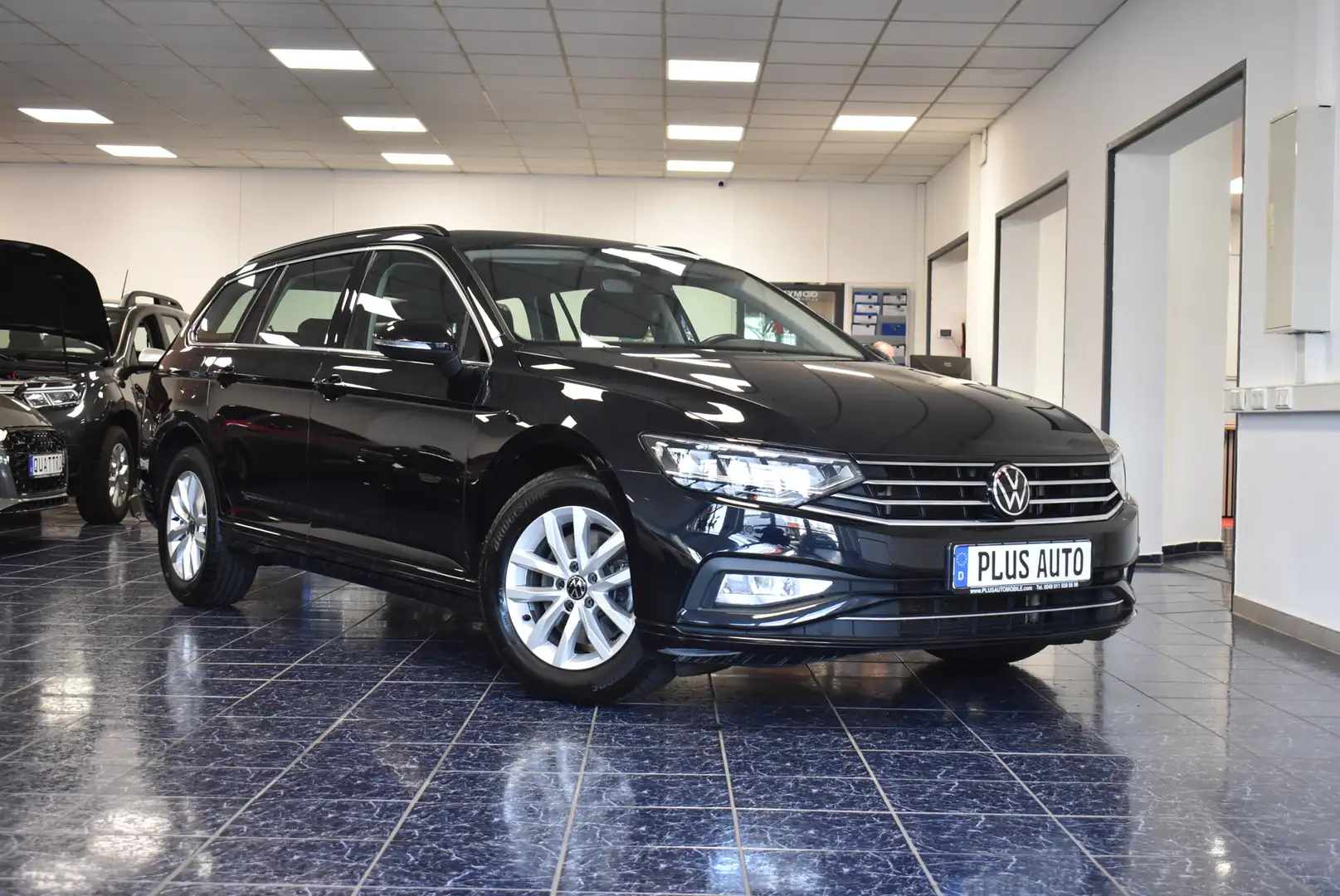 Volkswagen Passat 2.0 TDI Aut Virtual Nav LED ACC Kame AHK Noir - 2