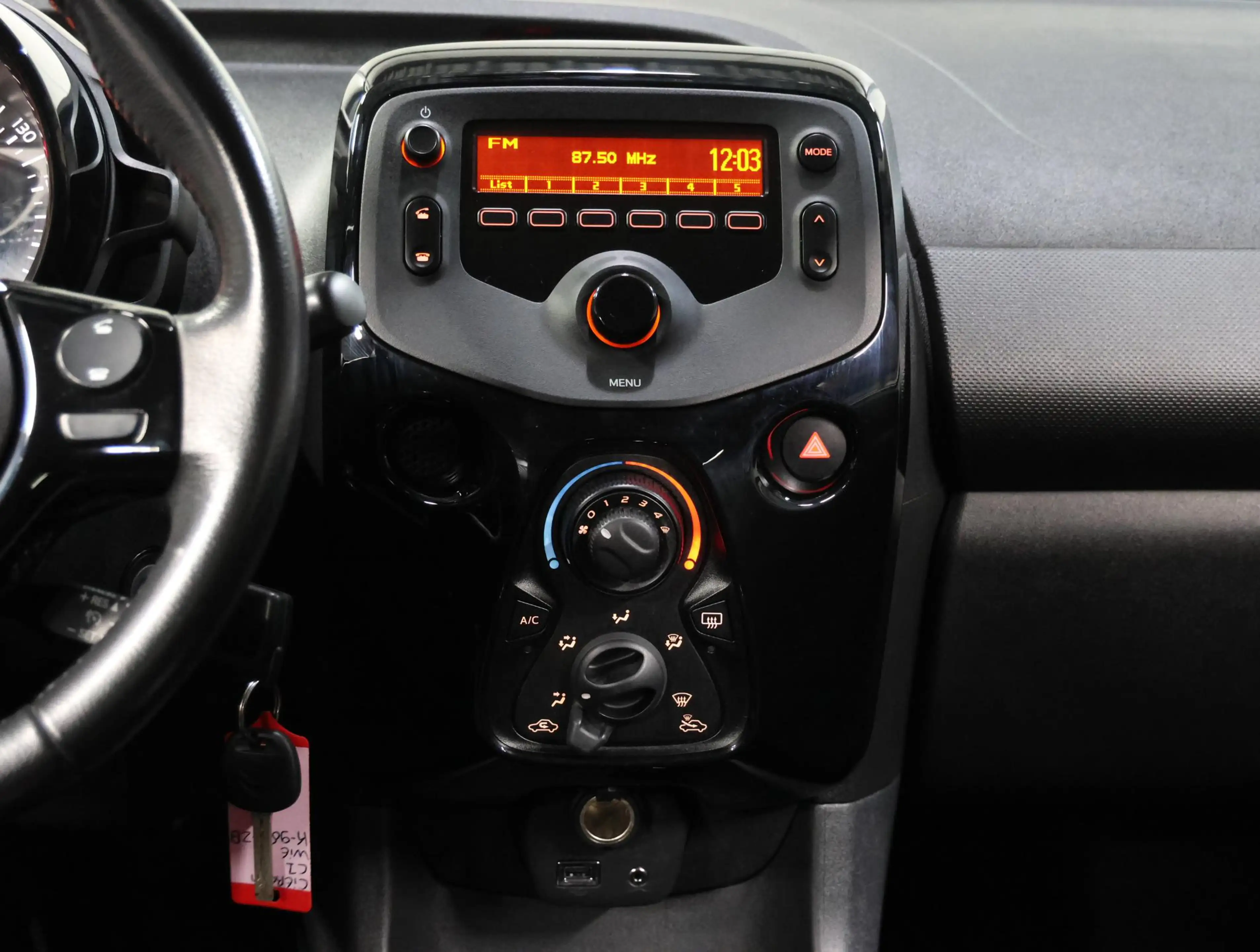 Citroen C1 1.0 VTi Feel | Airco | Bluetooth | LED | Privacy G — photo 14