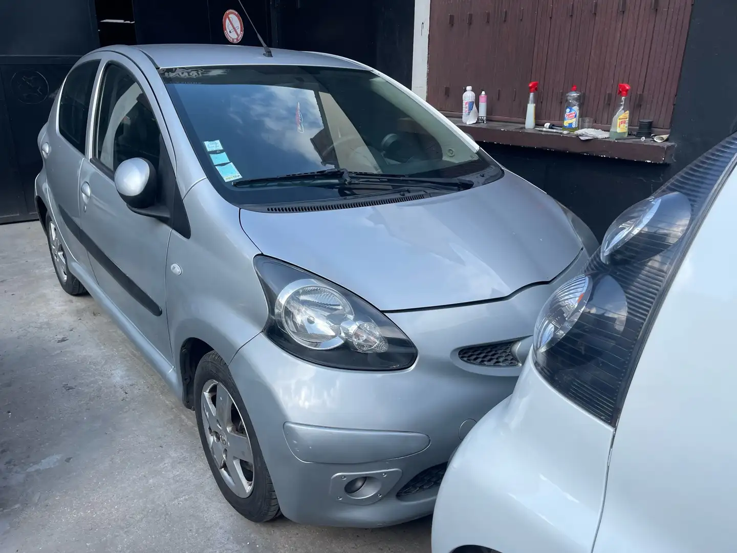 Toyota Aygo 1.0 VVT-i Sport MultiMode - 1
