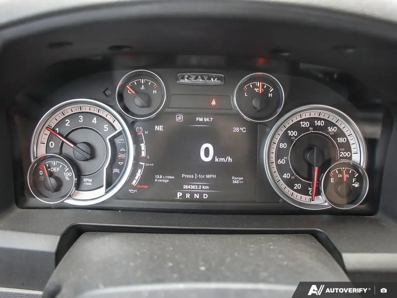 RAM 1500 снимка RAM 1500
