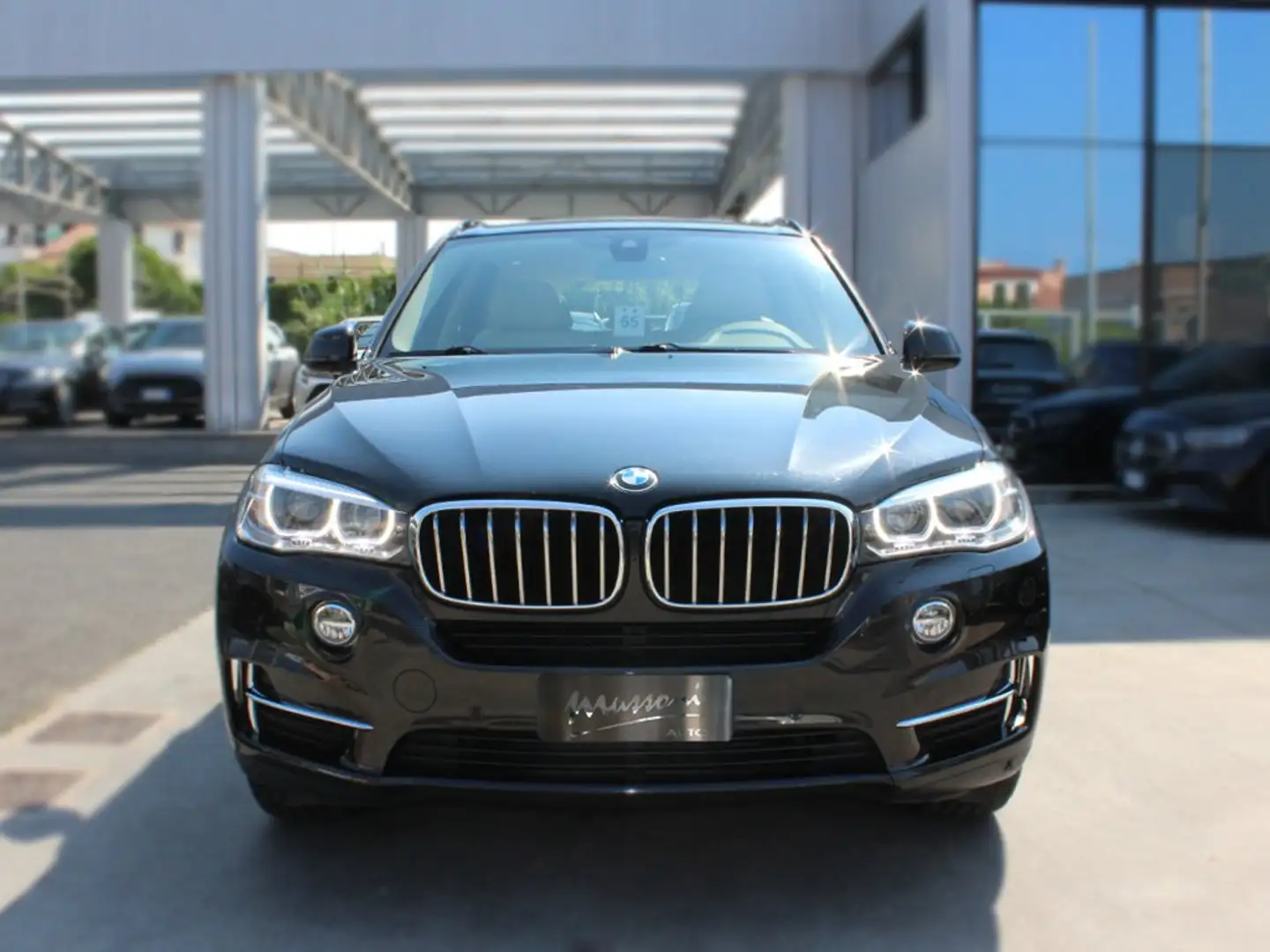 BMW X5 xdrive25d LUXURY 231cv auto Schwarz - 2