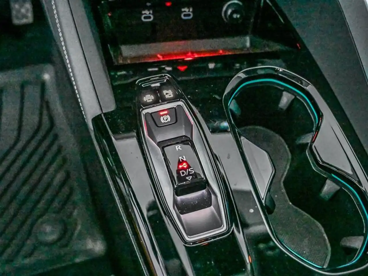 Audi Q5 снимка Audi Q5