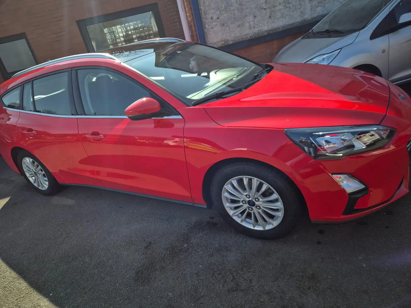 Ford Focus Rojo - 1